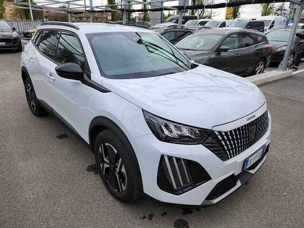 Peugeot 2008 PureTech 100 S&S Allure  del 2023 usata a Bologna (2)