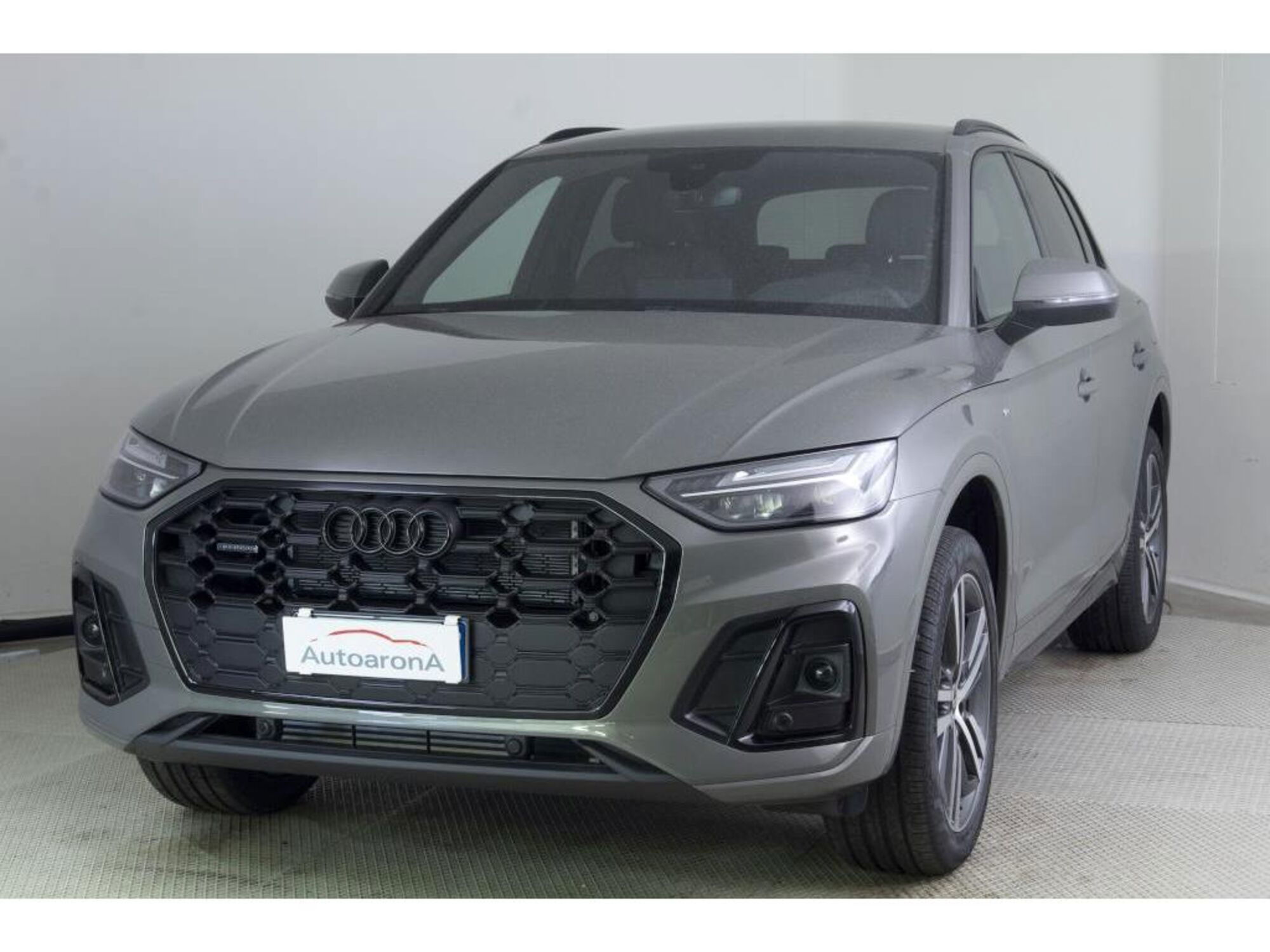 Audi Q5 50 TFSI e quattro S tronic S line plus  nuova a Paruzzaro