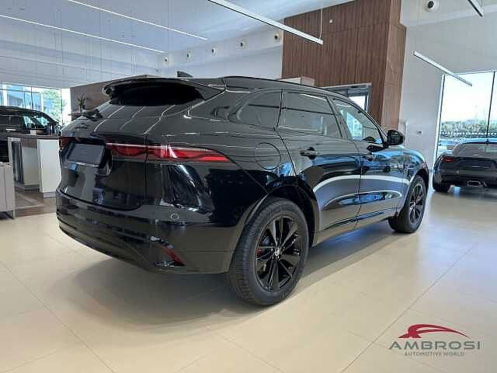 Jaguar F-Pace nuova a Viterbo (6)