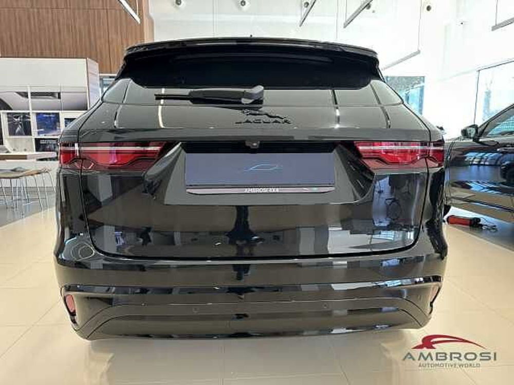 Jaguar F-Pace nuova a Viterbo (7)