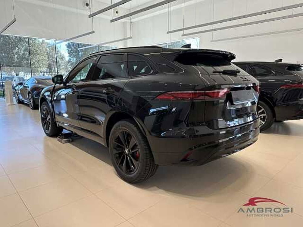 Jaguar F-Pace nuova a Viterbo (8)