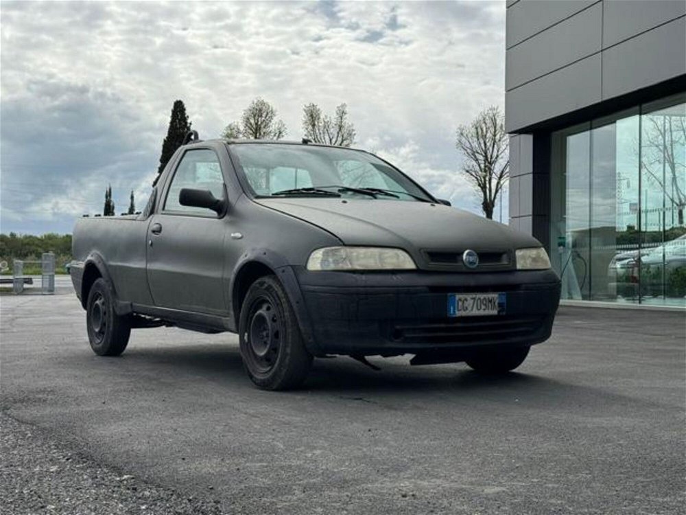 Fiat Strada 1.9 diesel Pick-up  del 2003 usata a Massarosa (3)