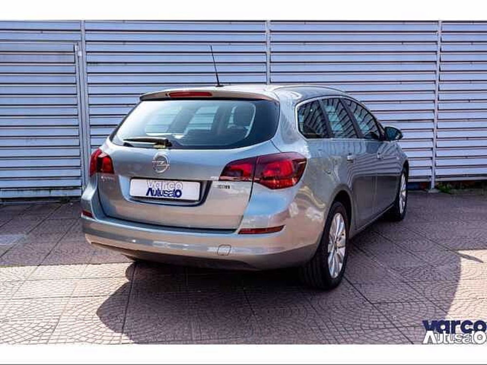 Opel Astra Station Wagon usata a Milano (6)