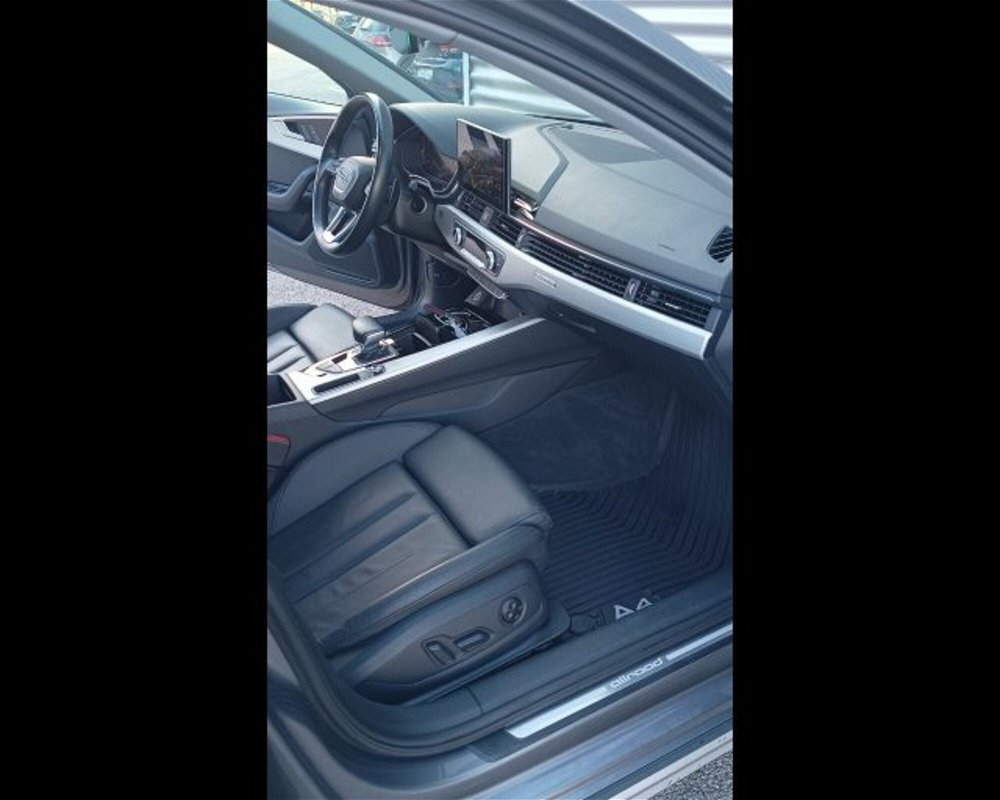 Audi A4 Allroad Allroad 40 2.0 tdi mhev Identity Contrast quattro 204cv s-tronic del 2021 usata a Conegliano (4)
