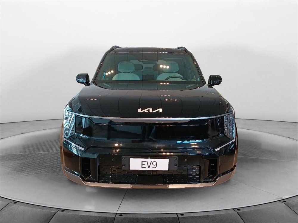 Kia EV9 Dual Motor AWD GT-line Launch Edition nuova a Livorno (2)
