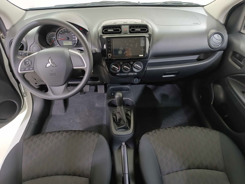 Mitsubishi Space Star nuova a Salerno (8)