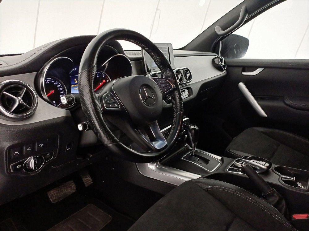 Mercedes-Benz Classe X Pick-up 250 d 4Matic Power  del 2019 usata a Modugno (5)