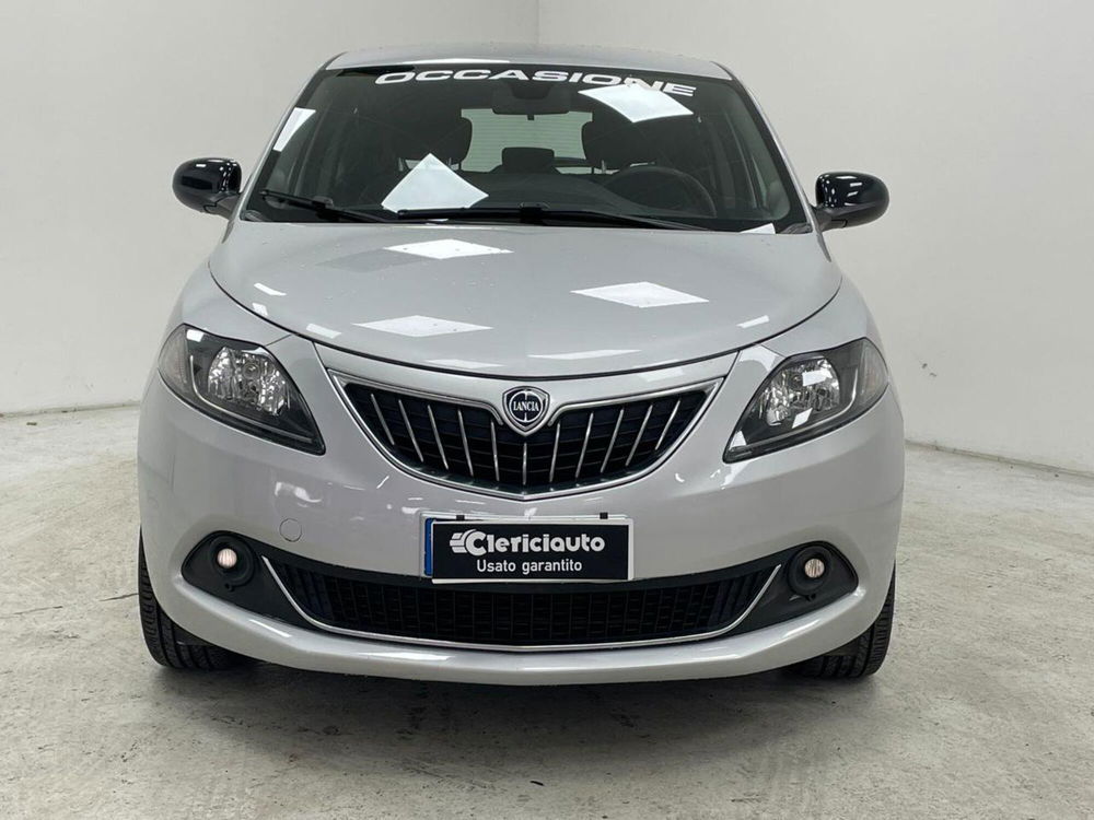 Lancia Ypsilon usata a Como (6)