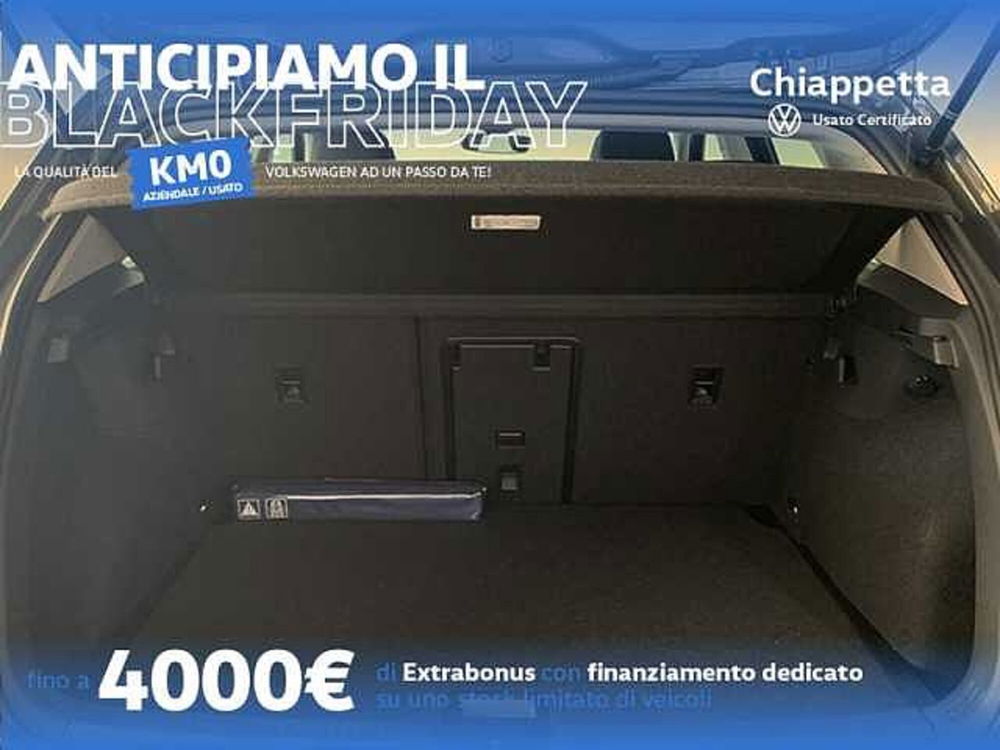 Volkswagen Golf nuova a Cosenza (11)