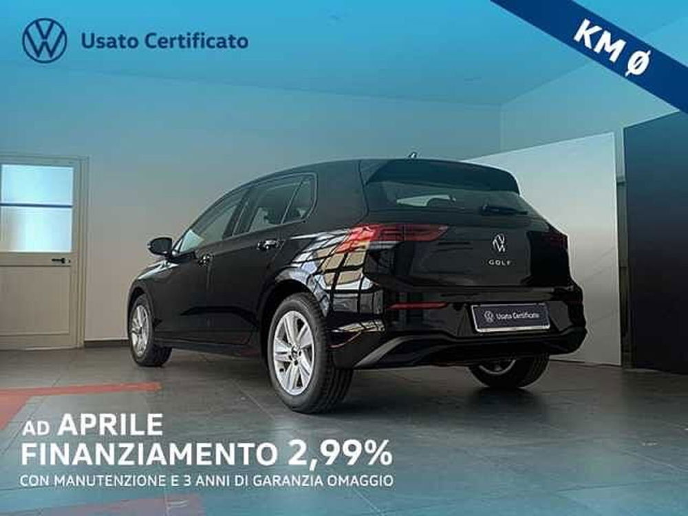 Volkswagen Golf nuova a Cosenza (3)