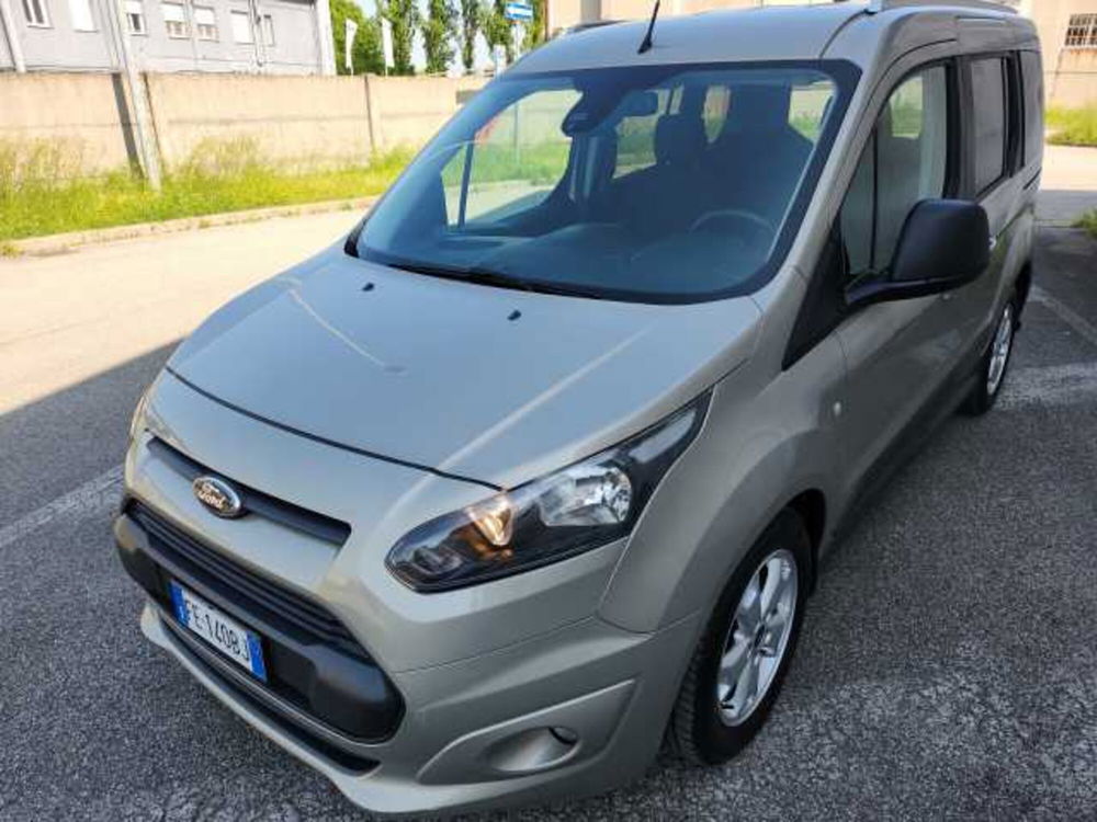 Ford Tourneo Connect usata a Bologna