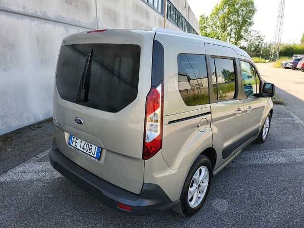 Ford Tourneo Connect 1.6 TDCi Plus del 2016 usata a Bologna (3)