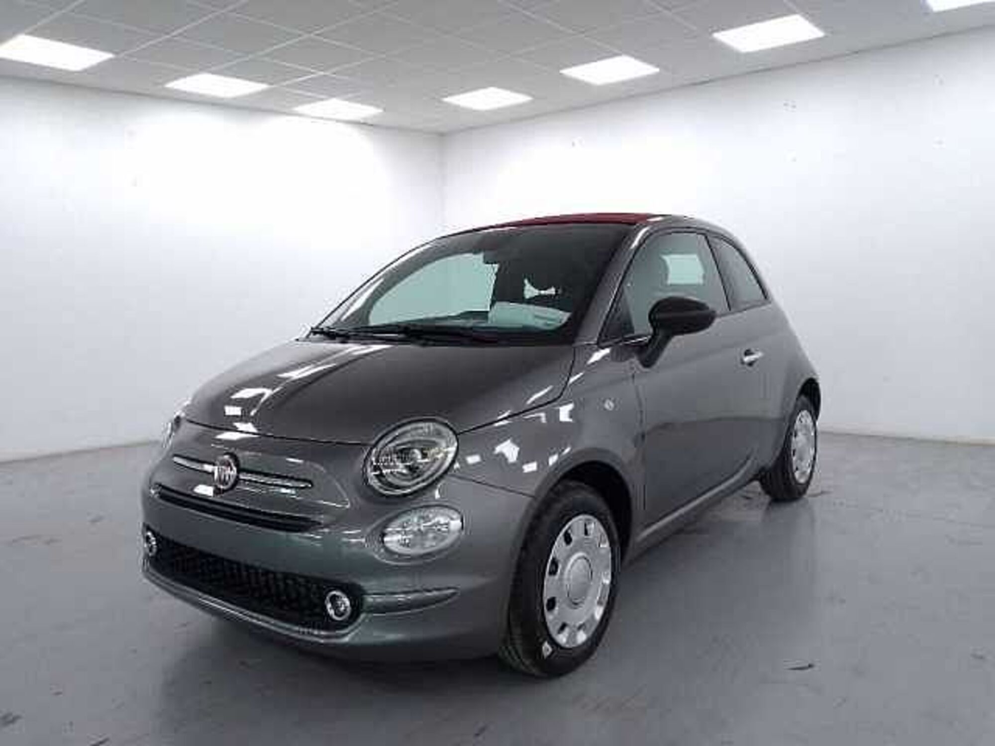 Fiat 500C Cabrio 1.0 hybrid 70cv nuova a Cuneo