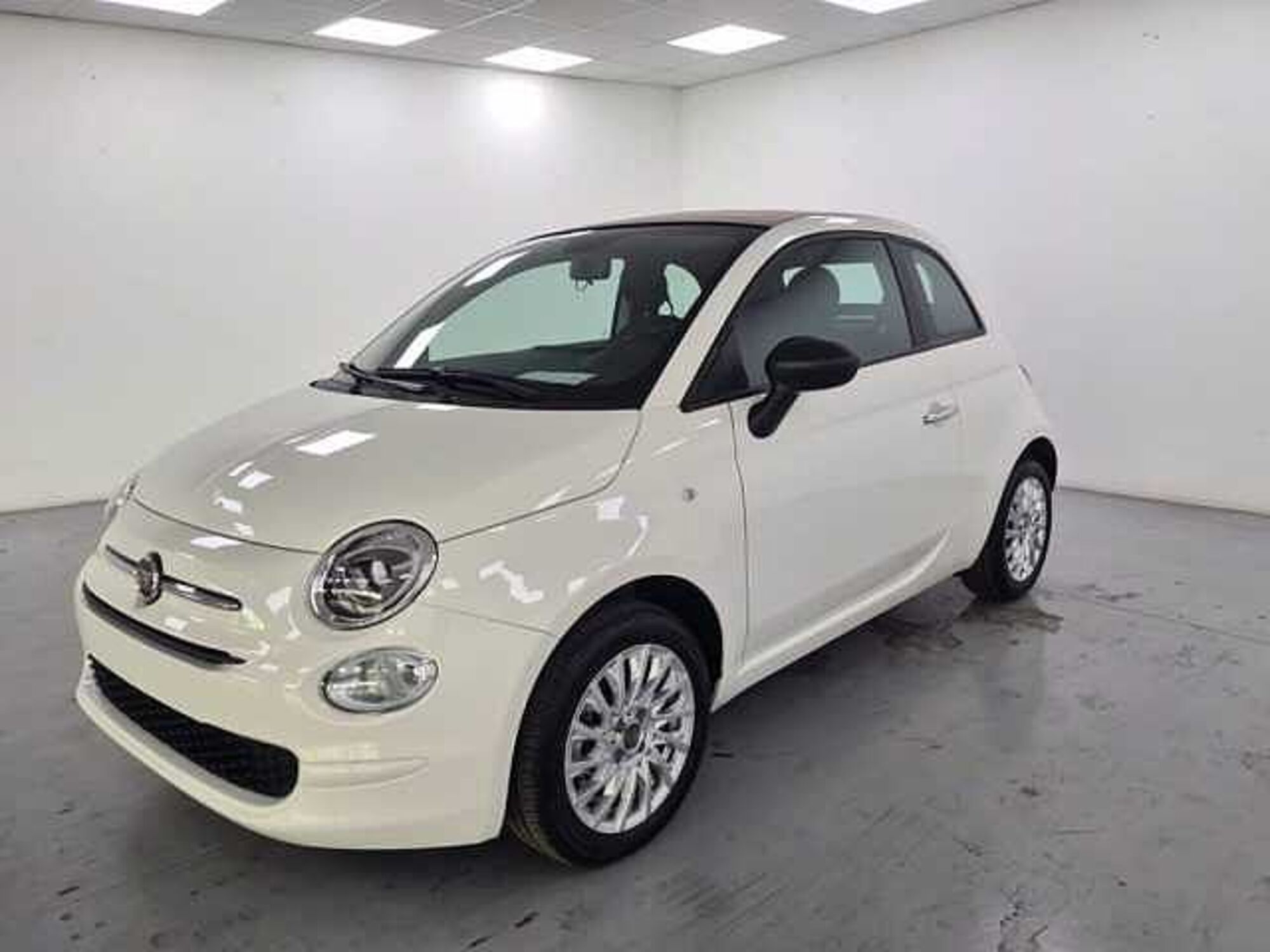 Fiat 500C Cabrio 1.0 hybrid 70cv nuova a Cuneo