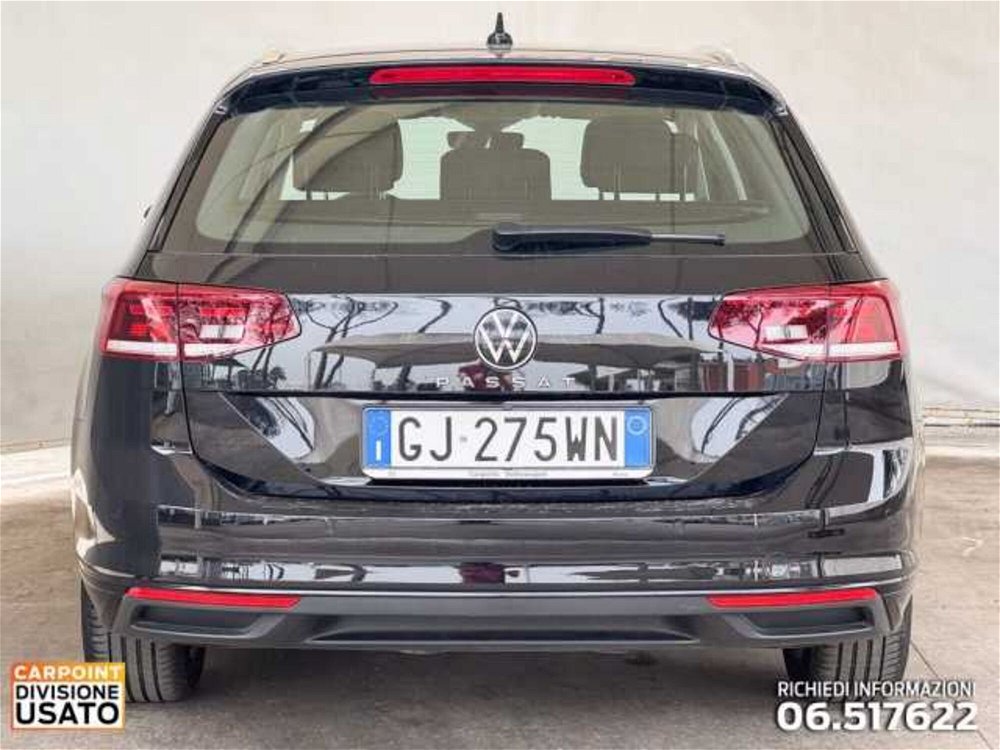 Volkswagen Passat Variant 2.0 TDI Business BlueMotion Tech.  del 2022 usata a Roma (4)