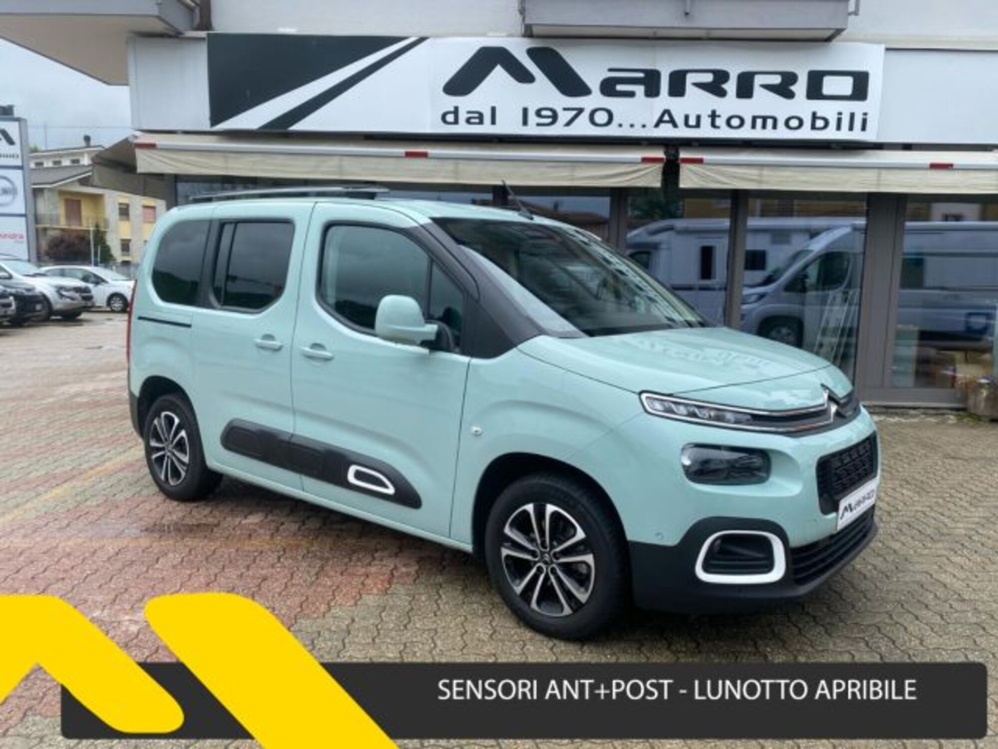 Citroen Berlingo PureTech 110 Stop&amp;Start M Shine  del 2019 usata a Boves