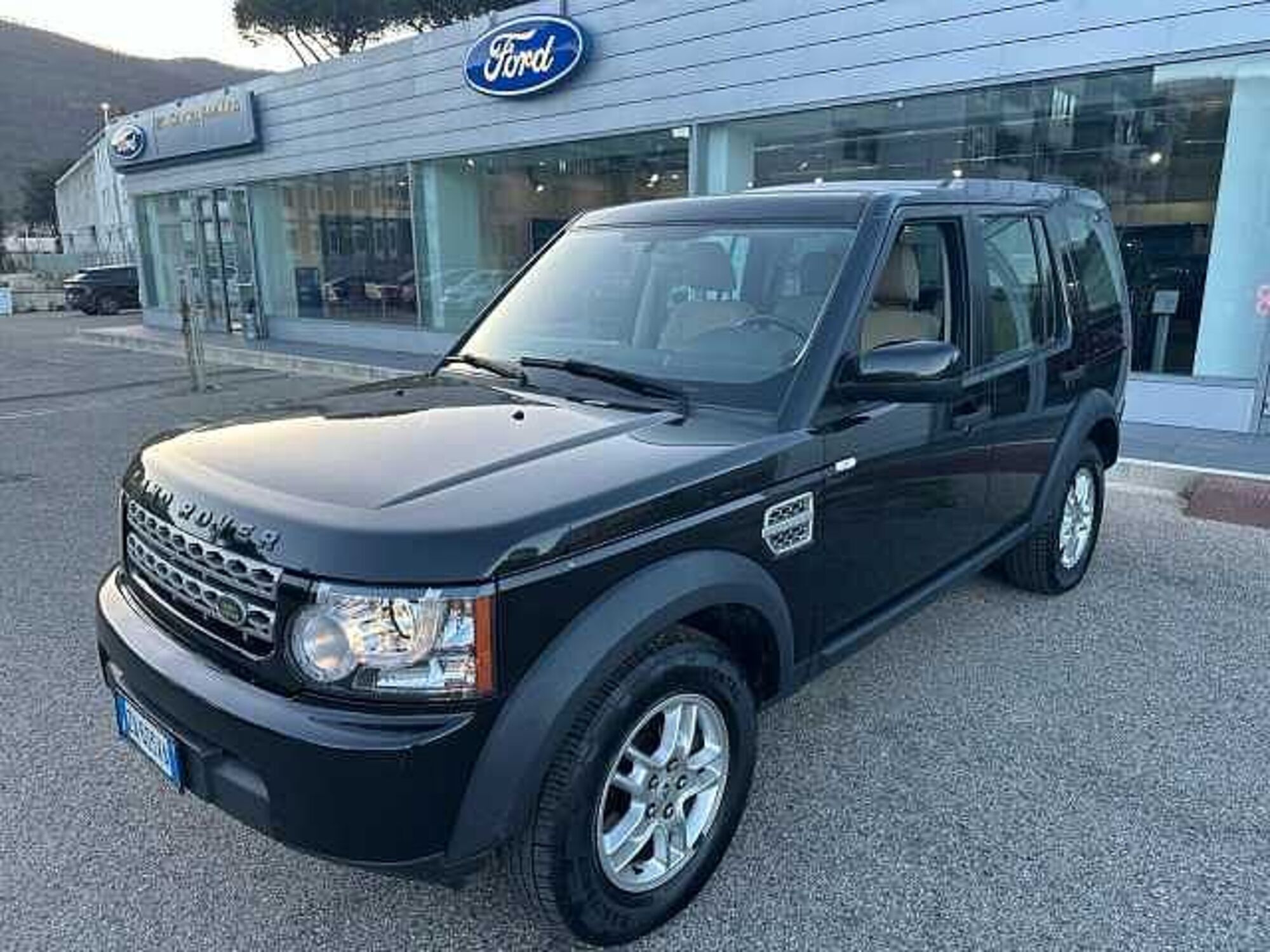 Land Rover Discovery 4 2.7 TDV6 HSE del 2009 usata a Mercogliano