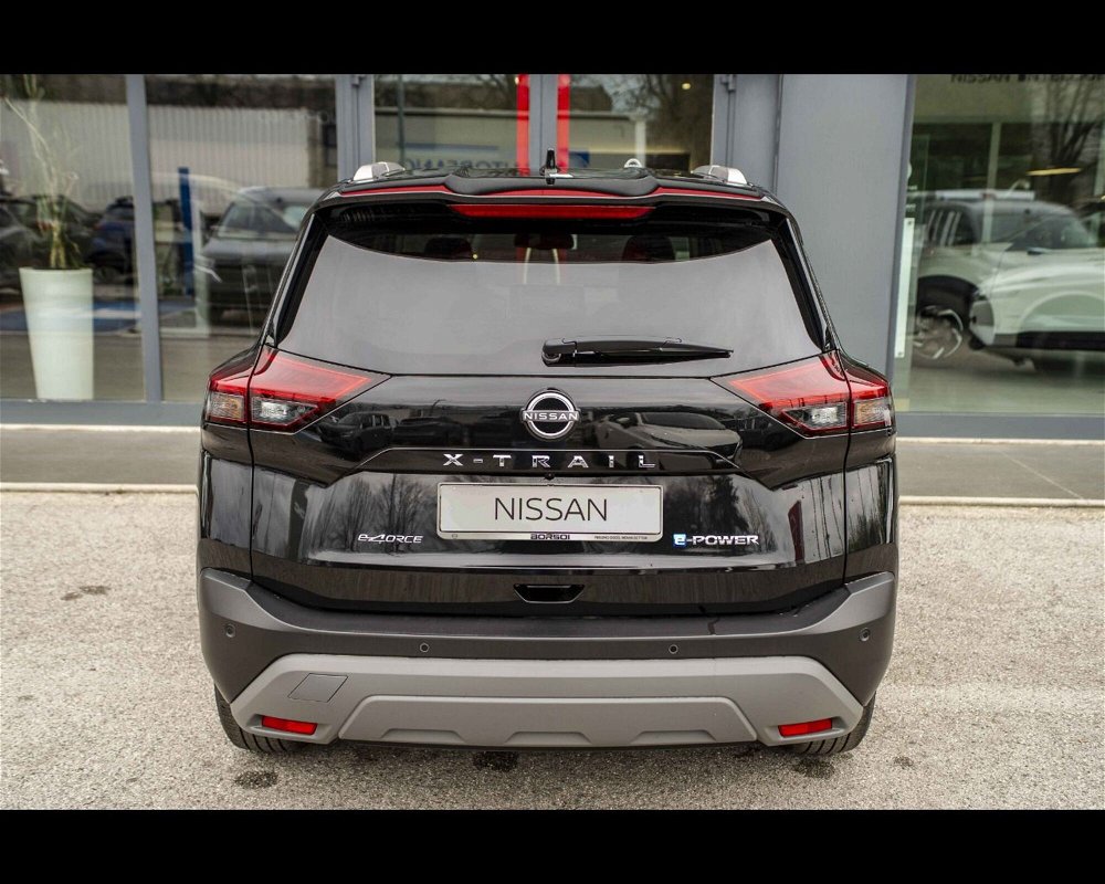 Nissan X-Trail 1.5 e-power N-Connecta e-4orce 4wd nuova a Treviso (4)