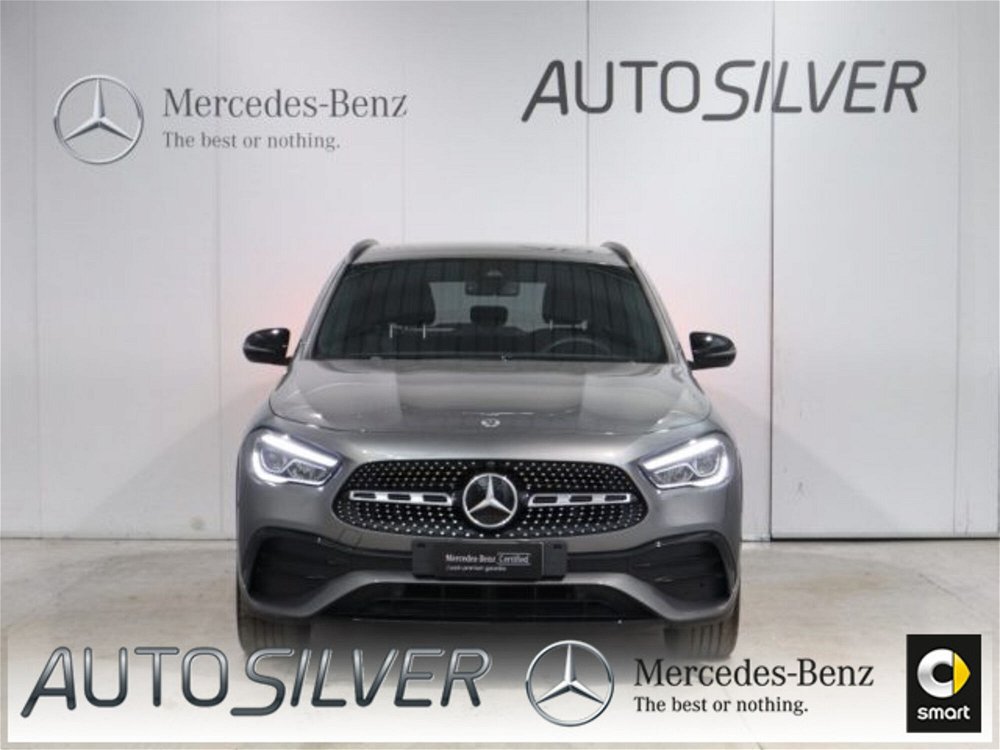Mercedes-Benz GLA SUV 180 Automatic Premium del 2023 usata a Verona (3)