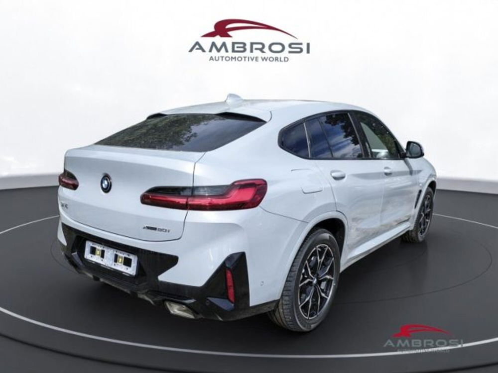 BMW X4 nuova a Perugia (3)