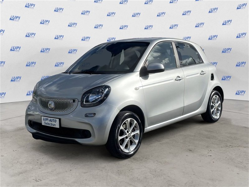 smart forfour forfour 70 1.0 Passion my 14 del 2016 usata a Firenze