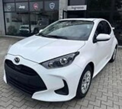 Mazda Mazda2 Hybrid 1.5 VVT e-CVT Full Hybrid Electric Pure nuova a Prato