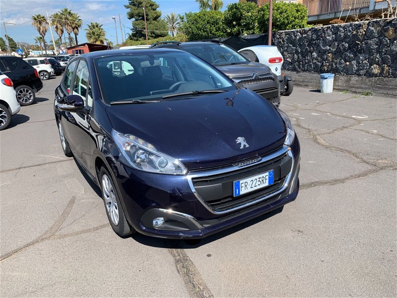 Peugeot 208 82 Stop&Start 5 porte Active  del 2018 usata a San Gregorio di Catania