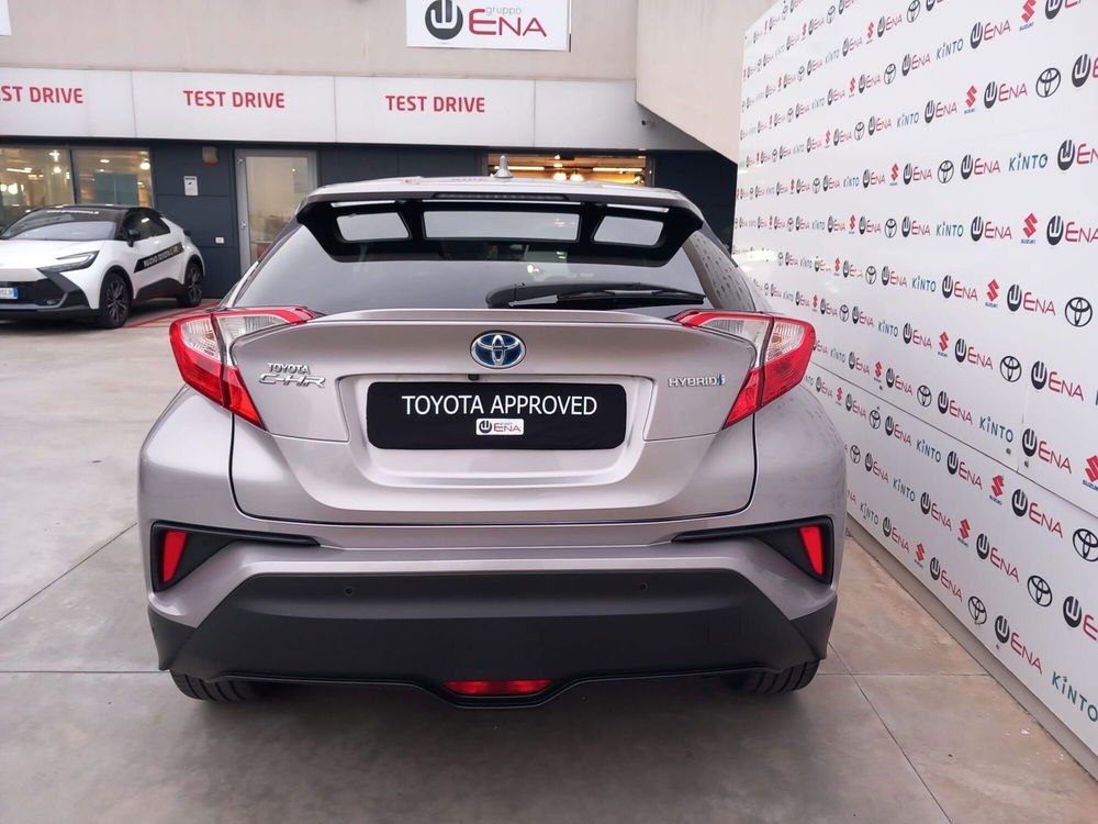 Toyota Toyota C-HR usata a Cagliari (8)