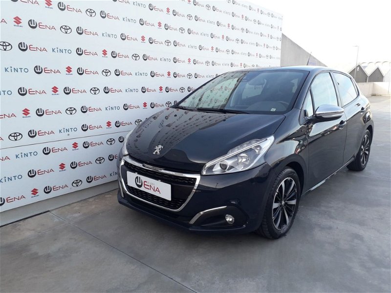 Peugeot 208 82 Stop&Start 5 porte Signature  del 2019 usata a Cagliari