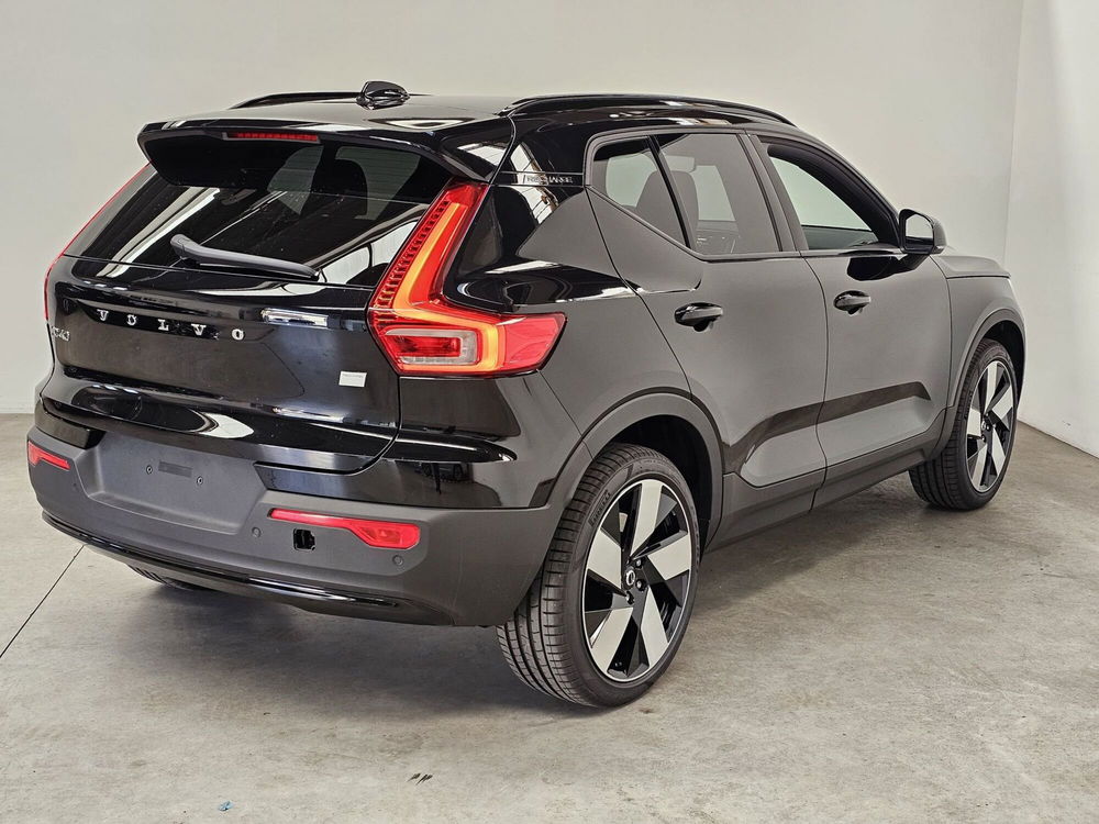 VOLVO Veicoli Commerciali XC40 nuova a Como (4)