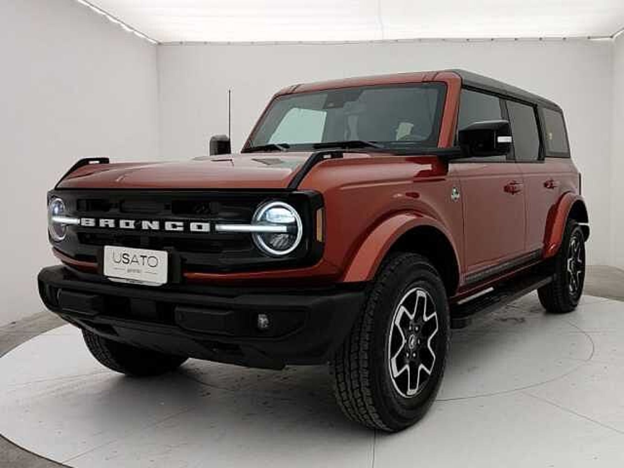 Ford Bronco Bronco 2.7 ecoboost V6 Outer Banks 4x4 335cv auto del 2024 usata a Ragusa