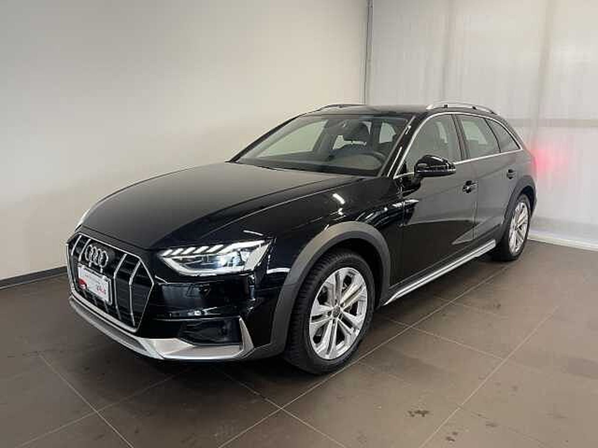 Audi A4 Allroad 40 TDI 190 CV S tronic Business Evolution  del 2020 usata a Lucca