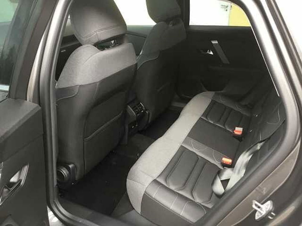 Citroen C4 nuova a Varese (8)