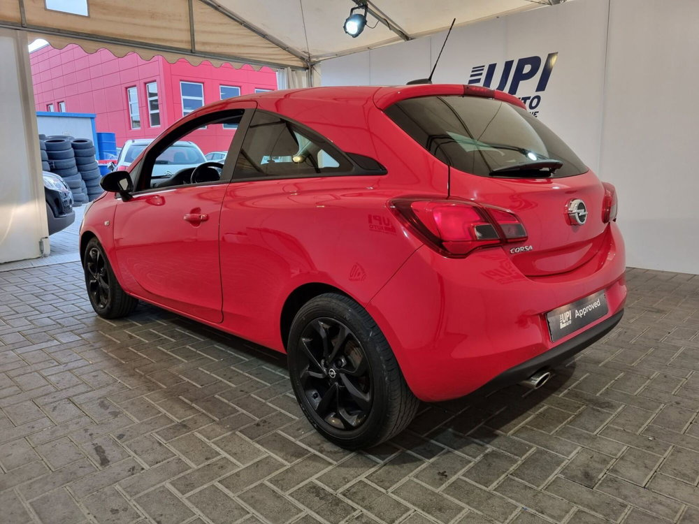 Opel Corsa Coupé 1.2 b-Color del 2017 usata a Serravalle Pistoiese (2)