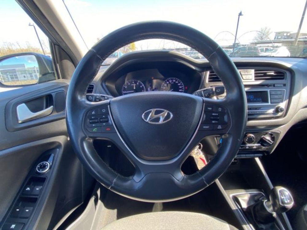 Hyundai i20 usata a Vercelli (8)