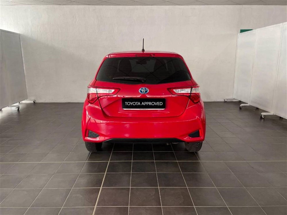 Toyota Yaris 1.5 Hybrid 5 porte Active  del 2019 usata a Torino (4)