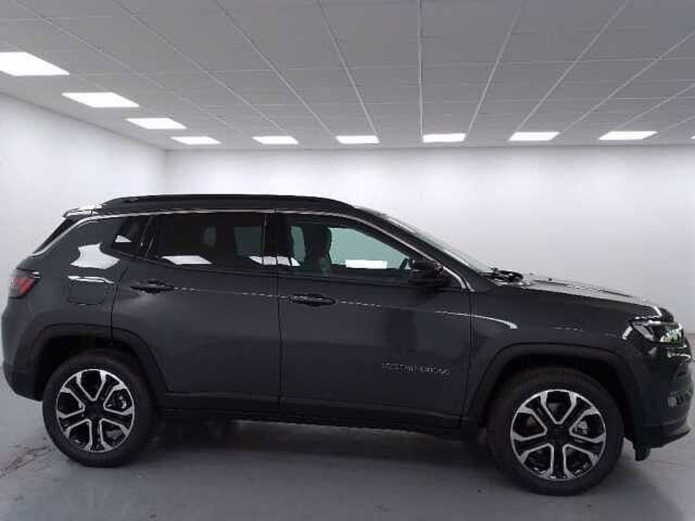 Jeep Compass nuova a Cuneo (4)