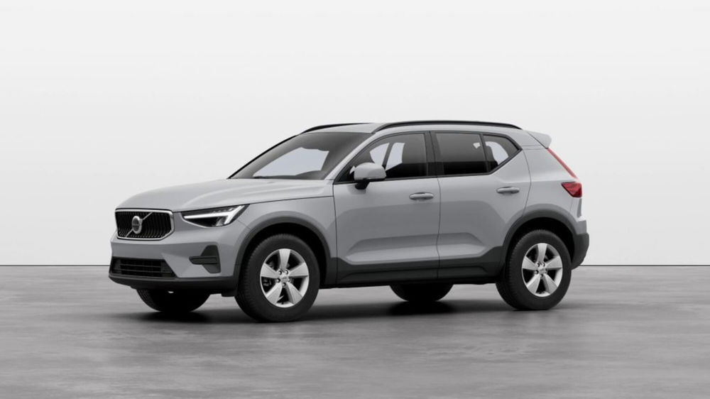 Volvo XC40 nuova a Prato (7)