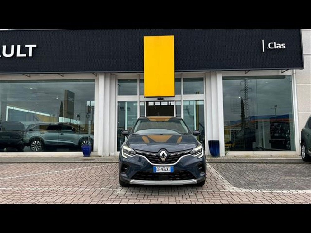 Renault Captur TCe 100 CV GPL Intens  del 2021 usata a Livorno (2)