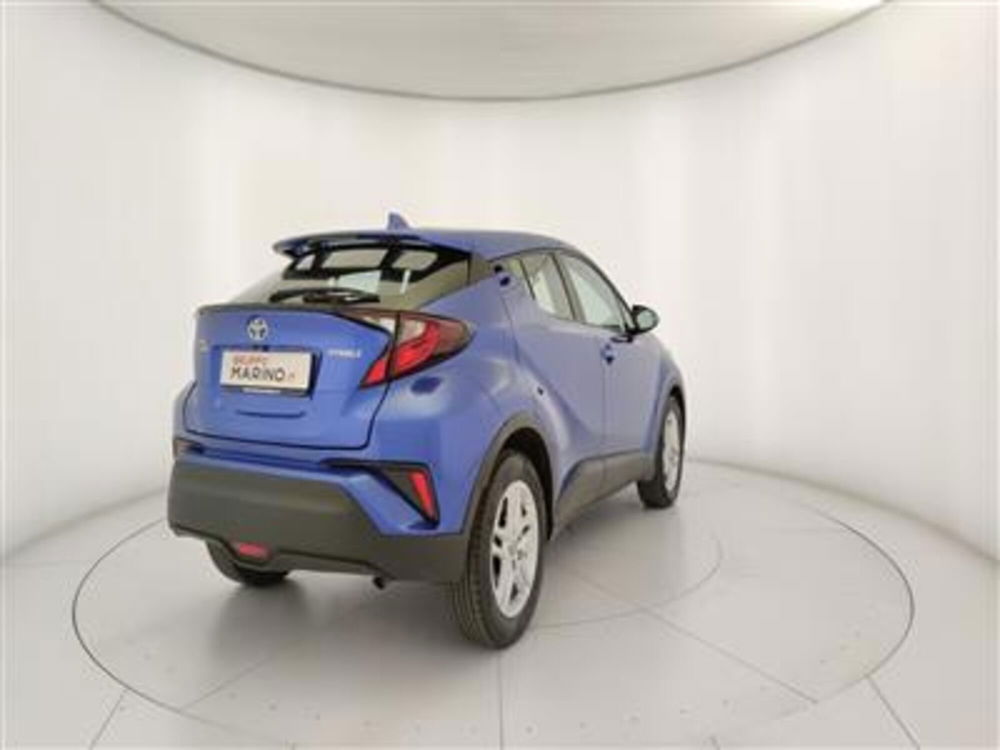 Toyota Toyota C-HR usata a Bari (7)