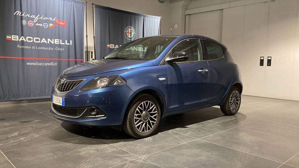 Lancia Ypsilon 1.0 FireFly 5 porte S&S Hybrid Gold Plus del 2023 usata a Romano di Lombardia