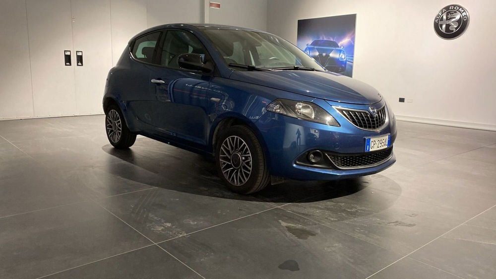 Lancia Ypsilon 1.0 FireFly 5 porte S&S Hybrid Gold Plus del 2023 usata a Romano di Lombardia (5)