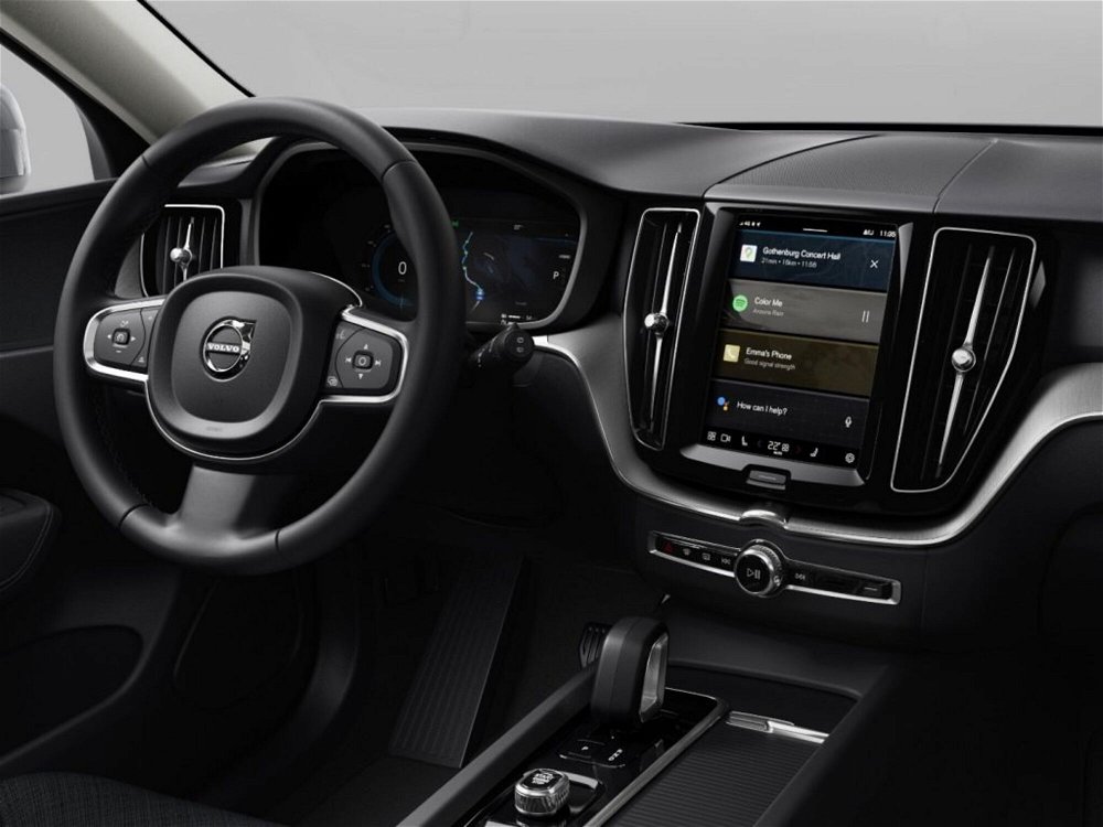 Volvo XC60 T6 Recharge AWD Plug-in Hybrid automatico Core nuova a Prato (3)