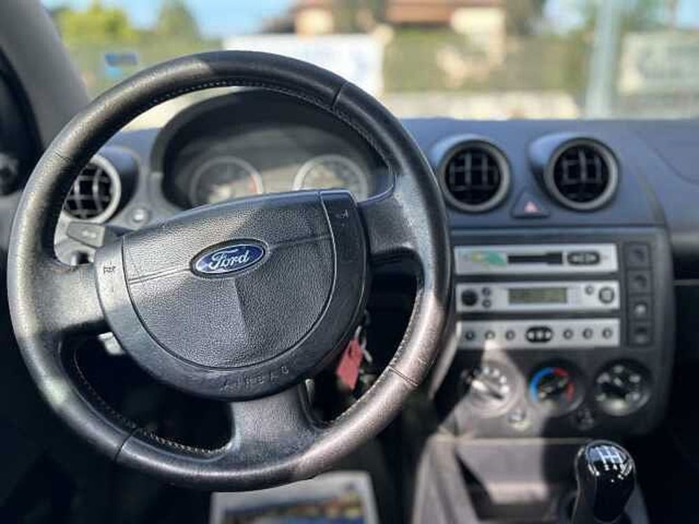 Ford Fiesta usata a Latina (11)