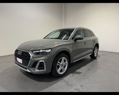 Audi Q5 40 2.0 tdi mhev 12V Identity Black quattro s-tronic del 2023 usata a Conegliano