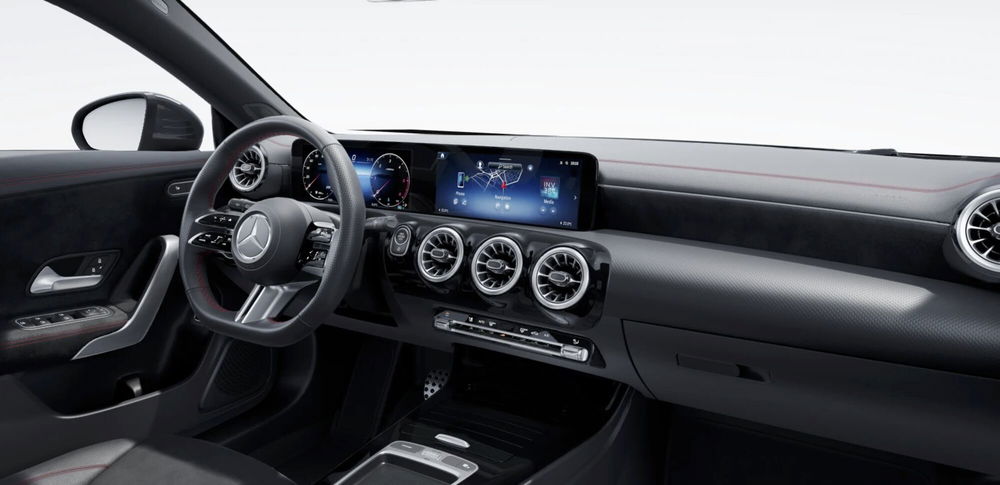 Mercedes-Benz CLA Shooting Brake nuova a Bergamo (7)