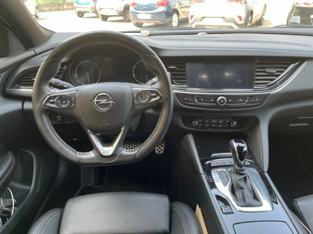 Opel Insignia usata a Lecco (8)