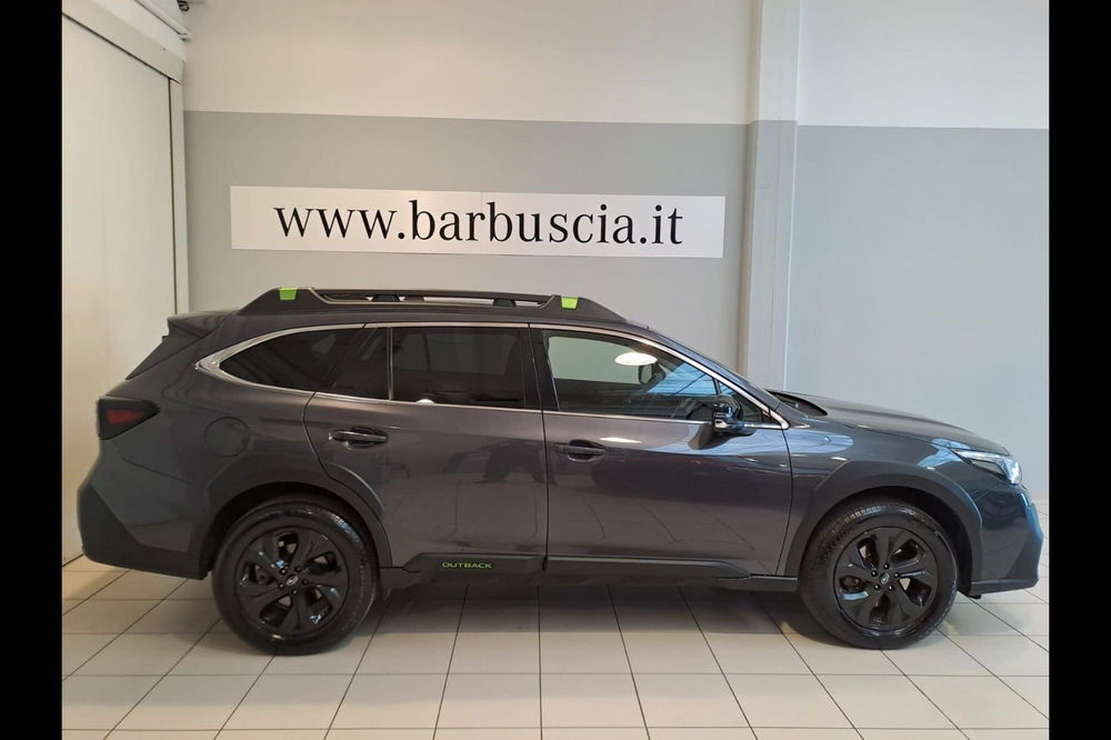 Subaru Outback 2.5i Lineartronic 4dventure  del 2021 usata a Montesilvano (2)