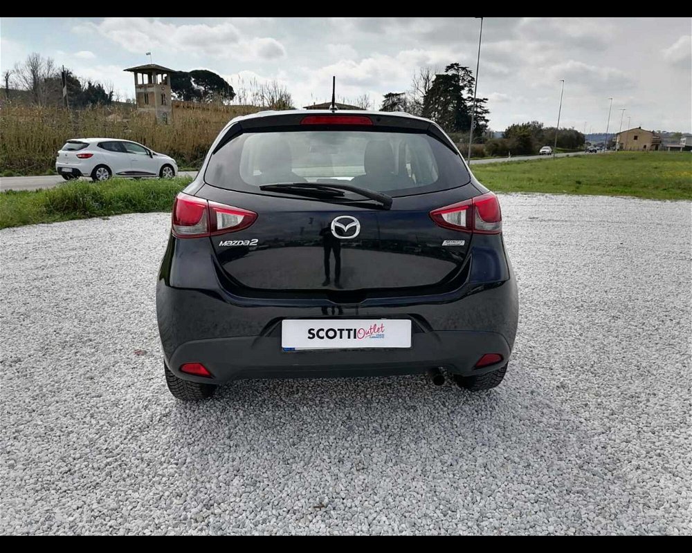 Mazda Mazda2 1.5 Skyactiv-G Essence  del 2015 usata a Pisa (3)