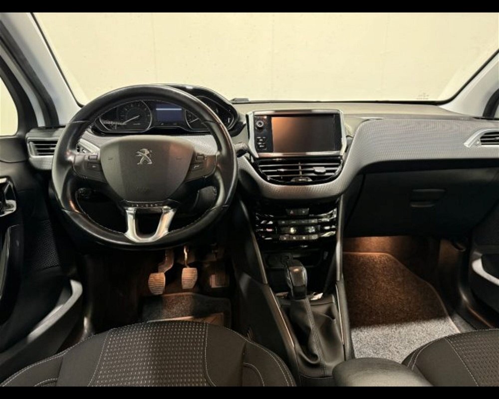 Peugeot 208 82 5 porte Allure  del 2017 usata a Conegliano (4)